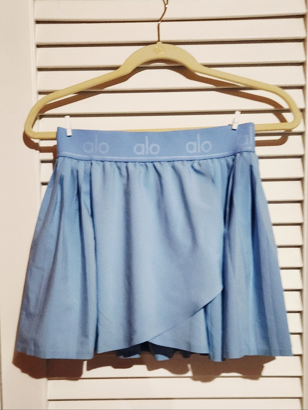 ALO Yoga Powder Blue Pleated Skater Skirt